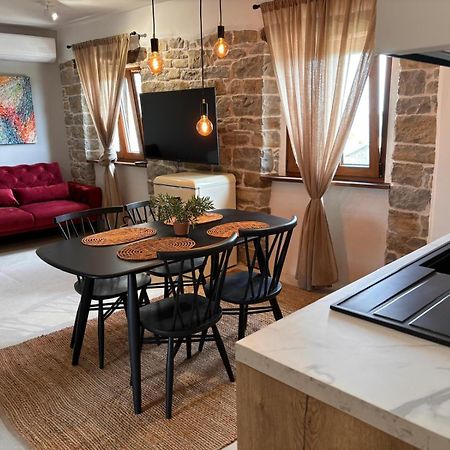 Apartments Groznjan Ngoại thất bức ảnh