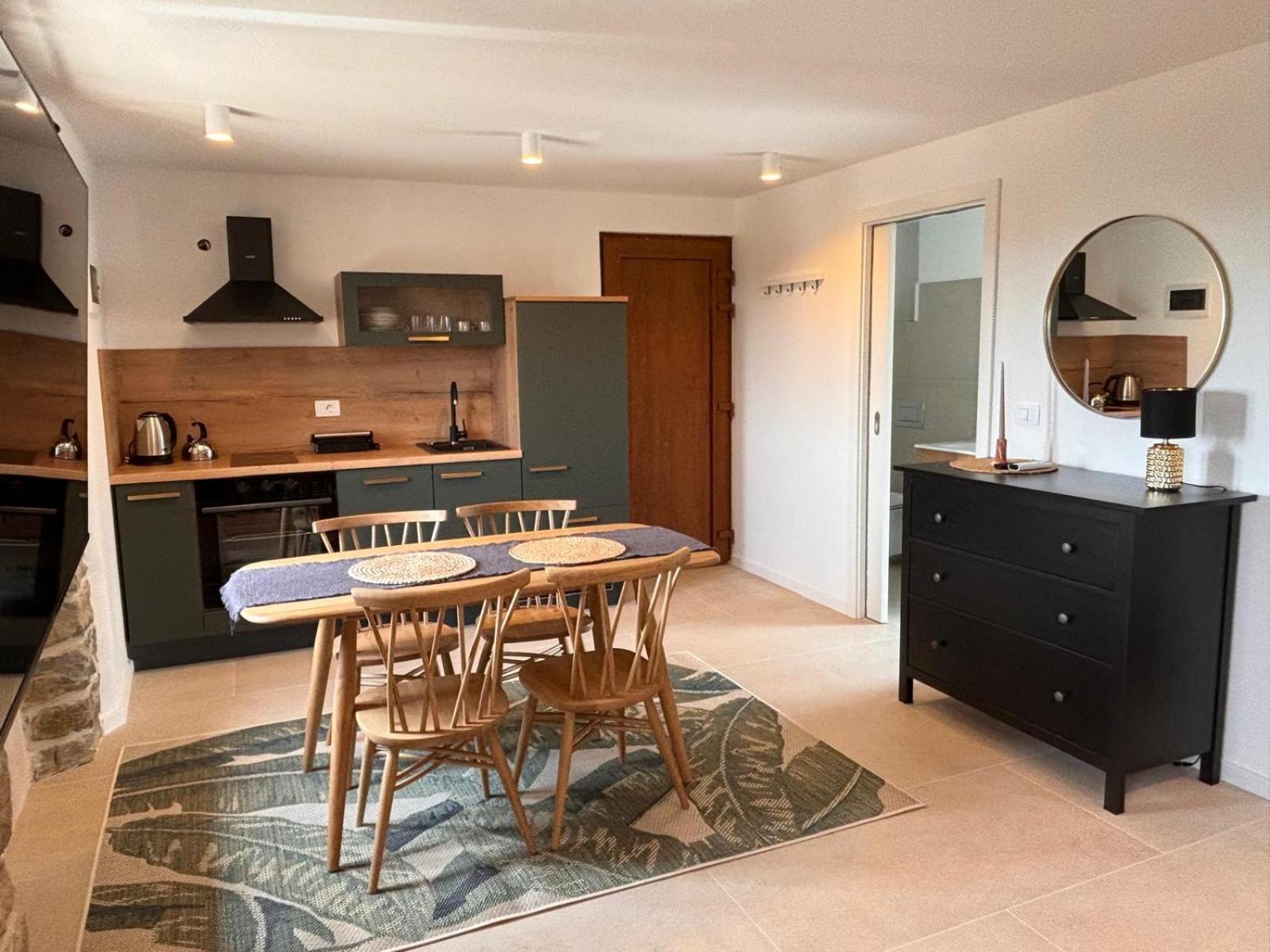 Apartments Groznjan Ngoại thất bức ảnh