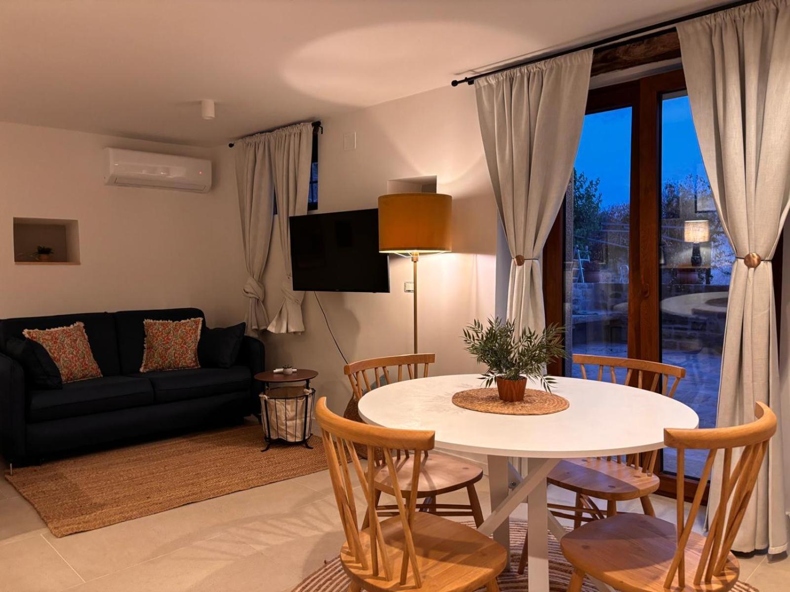 Apartments Groznjan Ngoại thất bức ảnh